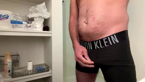 Snapshot of jsmith104020 chatting on 03/01/26, 03:58 jsmith104020 online show from 03/01/26, 03:58