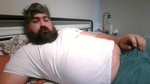 Snapshot of jthompson813 chatting on 06/14/26, 12:40 jthompson813 online show from 06/14/26, 12:40