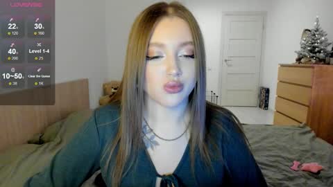 Julia and Julia online show from 12/18/24, 01:45