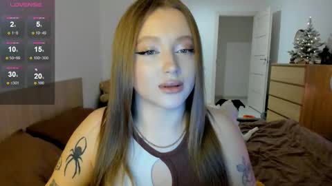 Julia and Julia online show from 01/08/25, 02:25