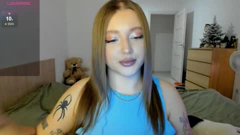 Julia and Julia online show from 01/17/25, 02:28