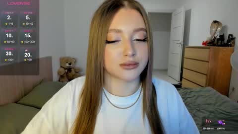 Julia and Julia online show from 02/10/25, 02:37