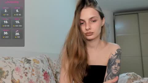 Julia and Julia online show from 10/11/25, 10:03