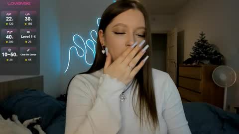 Snapshot of ju_lii chatting on 01/12/26, 01:05 Julia and Julia online show from 01/12/26, 01:05