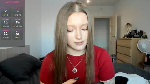 Snapshot of ju_lii chatting on 02/18/26, 02:02 Julia and Julia online show from 02/18/26, 02:02