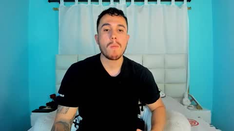 Snapshot of juan__jimenez chatting on 11/24/25, 11:26 Juan online show from 11/24/25, 11:26