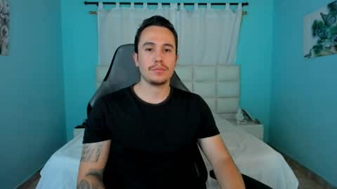 Snapshot of juan__jimenez chatting on 04/06/26, 09:49 Juan online show from 04/06/26, 09:49