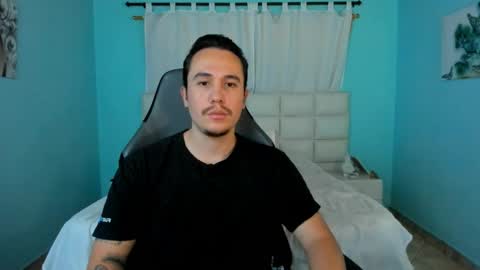 Snapshot of juan__jimenez chatting on 04/18/26, 10:54 Juan online show from 04/18/26, 10:54