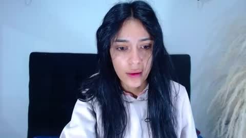 Snapshot of juan_and_luciana chatting on 06/12/26, 12:04 online show from 06/12/26, 12:04