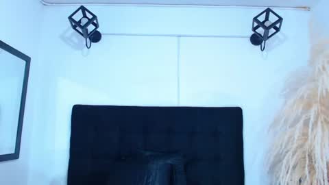 Snapshot of juan_and_luciana chatting on 06/27/26, 11:48 online show from 06/27/26, 11:48