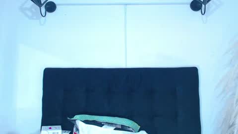 Snapshot of juan_and_luciana chatting on 07/24/26, 11:41 online show from 07/24/26, 11:41