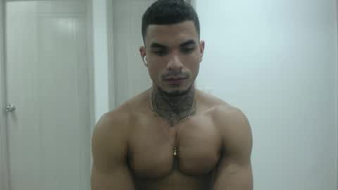 Snapshot of juan_gomez_1 chatting on 12/18/24, 09:29 juan_gomez_1 online show from 12/18/24, 09:29