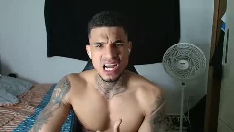 Snapshot of juan_gomez_1 chatting on 09/21/25, 12:12 juan_gomez_1 online show from 09/21/25, 12:12