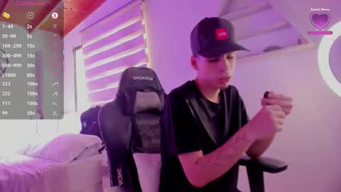 Snapshot of juan_posada1 chatting on 02/22/26, 05:22 Juan Posada online show from 02/22/26, 05:22