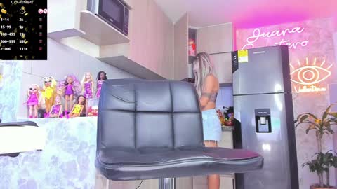 Snapshot of juana18quintero chatting on 01/16/25, 09:16 JUANA VALENTINA QUINTERO independent model  ONLY FANS --- Juanaquintero online show from 01/16/25, 09:16