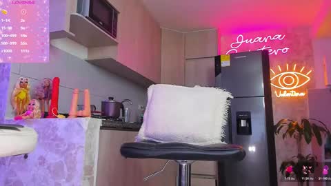 Snapshot of juana18quintero chatting on 10/26/25, 08:09 JUANA VALENTINA QUINTERO independent model ONLY FANS --- Juanaquintero online show from 10/26/25, 08:09