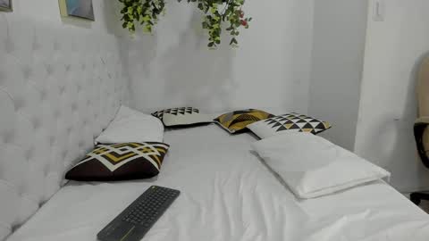 Snapshot of juana_naranjo chatting on 06/05/26, 06:52 juana_naranjo online show from 06/05/26, 06:52