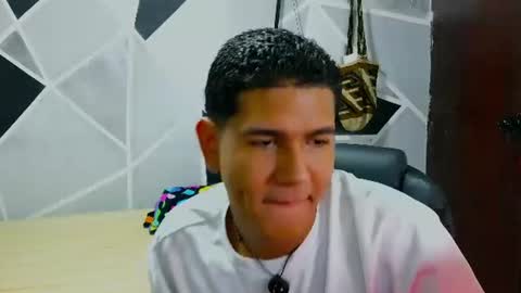 Snapshot of juanacock_2 chatting on 06/13/26, 12:25 Juan online show from 06/13/26, 12:25