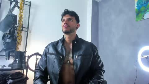 Snapshot of juanbladde chatting on 05/06/26, 11:59 Juan Esteban online show from 05/06/26, 11:59