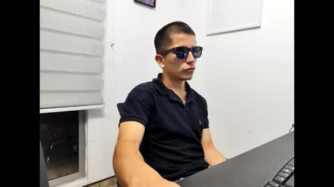 juanda9811 online show from 10/23/25, 11:14