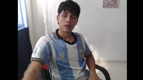 Snapshot of juandi_perez chatting on 09/12/25, 08:09 juan online show from 09/12/25, 08:09