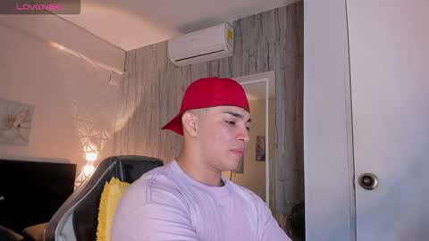 Juan David online show from 01/12/26, 01:49