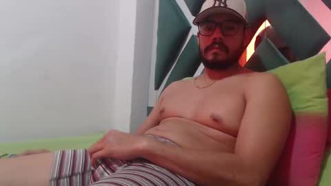 Snapshot of juanfe_style chatting on 09/08/25, 06:18 juanfe_style online show from 09/08/25, 06:18