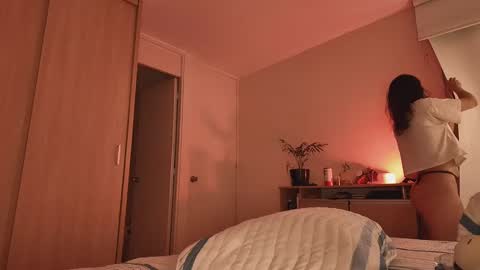 juanilla99 online show from 11/24/25, 05:07