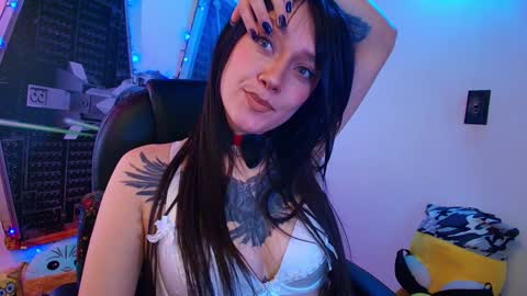 Juanita online show from 01/27/25, 07:46