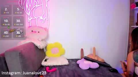 Snapshot of juanitaalove chatting on 02/18/25, 11:11 online show from 02/18/25, 11:11