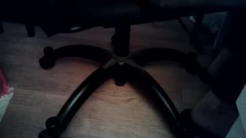 Snapshot of juanitou chatting on 02/02/25, 08:24 frenchchouchou online show from 02/02/25, 08:24