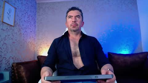 Snapshot of juank_fit45 chatting on 03/27/26, 08:48 Juan k online show from 03/27/26, 08:48