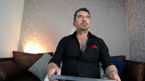 Snapshot of juank_fit45 chatting on 04/02/26, 04:43 Juan k online show from 04/02/26, 04:43