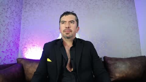 Snapshot of juank_fit45 chatting on 04/15/26, 03:46 Juan k online show from 04/15/26, 03:46