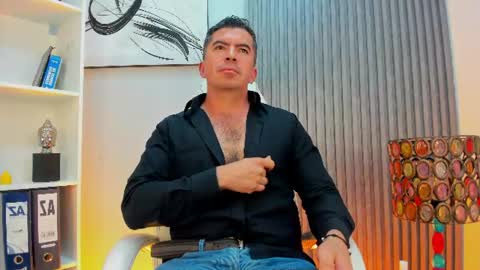 Snapshot of juank_fit45 chatting on 07/08/26, 04:28 Juan k online show from 07/08/26, 04:28