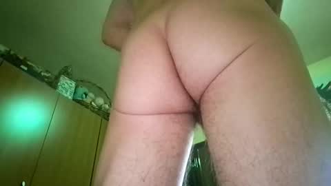 Snapshot of juanka85564456 chatting on 04/18/26, 10:21 juanka85564456 online show from 04/18/26, 10:21