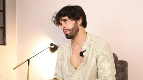 Snapshot of juanmilano chatting on 07/09/26, 01:20 juanmilano online show from 07/09/26, 01:20