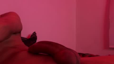 juanpzll23 online show from 01/10/25, 02:57