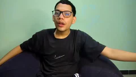 juansuarez204 online show from 01/06/25, 01:42