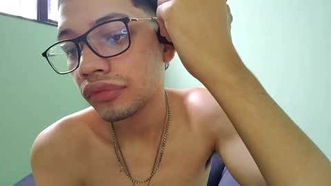 juansuarez204 online show from 01/10/25, 03:37