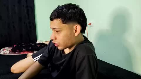 juansuarez204 online show from 02/06/25, 03:16