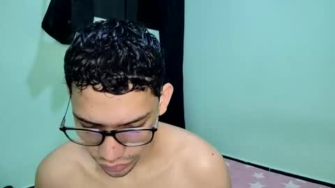 juansuarez204 online show from 03/05/25, 11:49