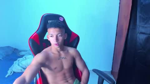 juansw66 online show from 05/11/26, 03:18