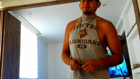 Snapshot of juanvilla02 chatting on 05/05/26, 09:45 Juan online show from 05/05/26, 09:45