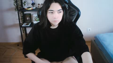 Snapshot of judame_aoi chatting on 01/25/25, 12:17 Aoi online show from 01/25/25, 12:17