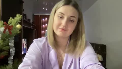 Snapshot of judevalenti chatting on 12/22/24, 03:55 JudeValenti online show from 12/22/24, 03:55