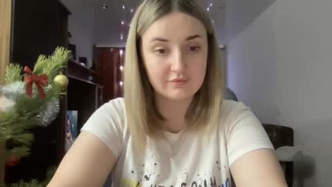 Snapshot of judevalenti chatting on 12/25/24, 05:26 JudeValenti online show from 12/25/24, 05:26