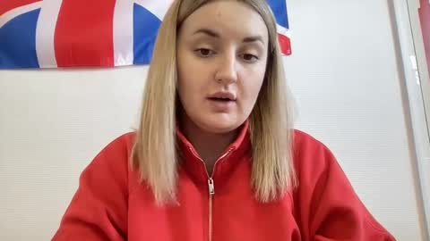 Snapshot of judevalenti chatting on 02/24/25, 07:55 JudeValenti online show from 02/24/25, 07:55