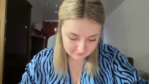 Snapshot of judevalenti chatting on 02/24/25, 05:31 JudeValenti online show from 02/24/25, 05:31