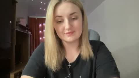 Snapshot of judevalenti chatting on 02/25/25, 04:42 JudeValenti online show from 02/25/25, 04:42